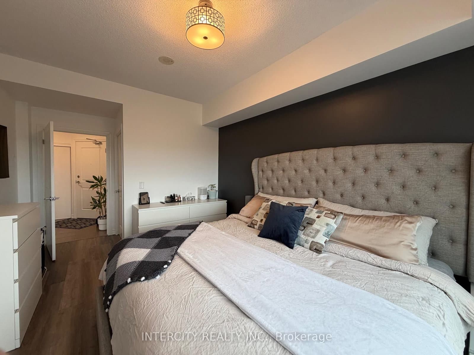 7730 Kipling Avenue, Unit 802 thumbnail 20