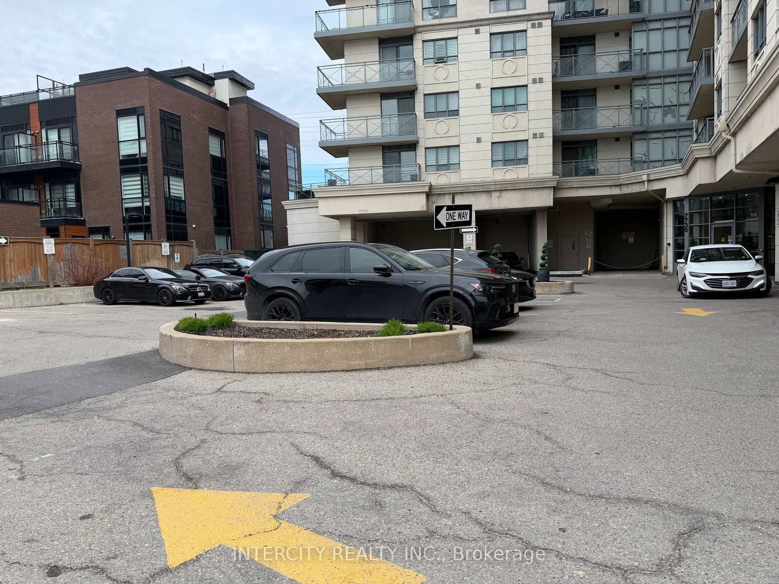 7730 Kipling Avenue, Unit 802 thumbnail 43