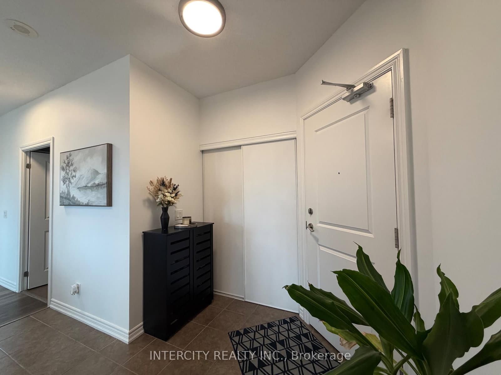7730 Kipling Avenue, Unit 802 thumbnail 8