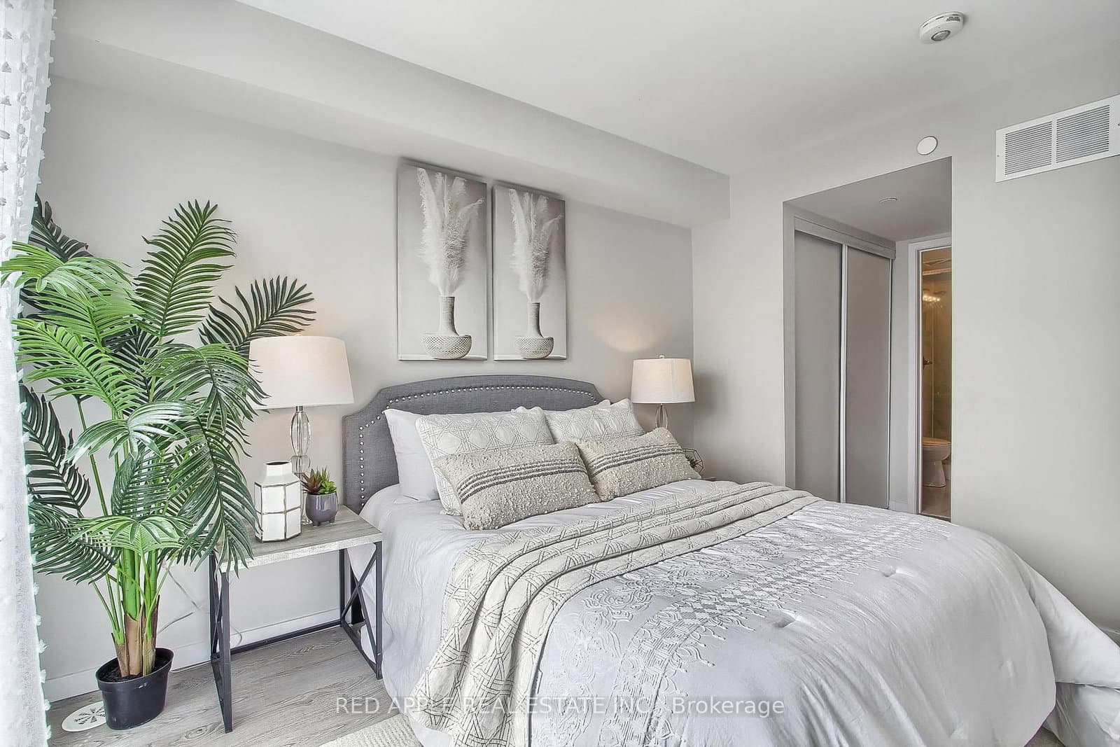 600 Alex Gardner Circle, Unit 110 thumbnail 13