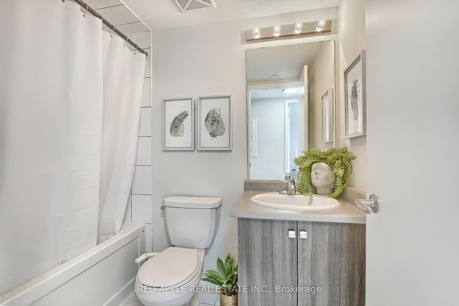 600 Alex Gardner Circle, Unit 110 thumbnail 17