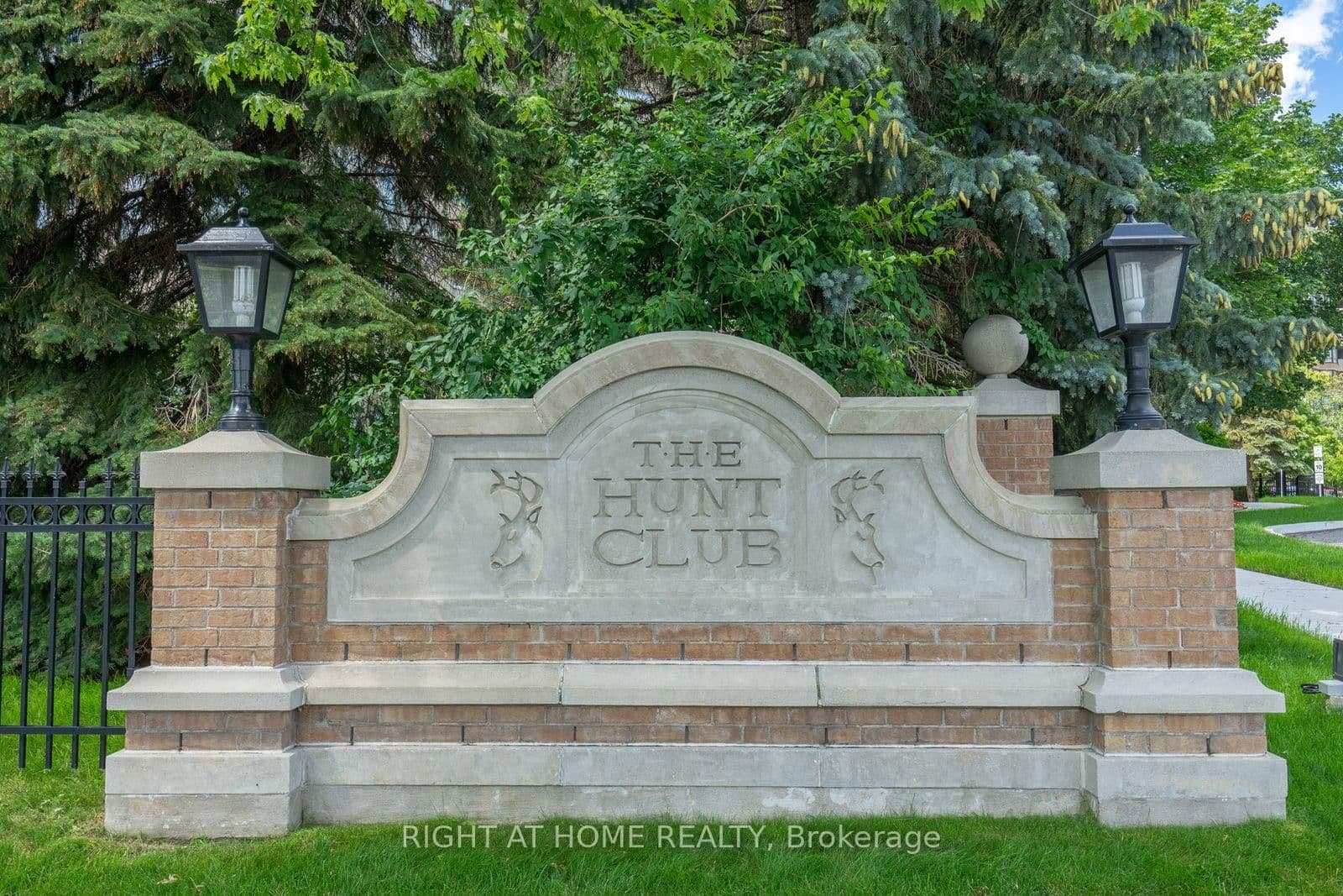 610 Bullock Drive, Unit 1116 thumbnail 2