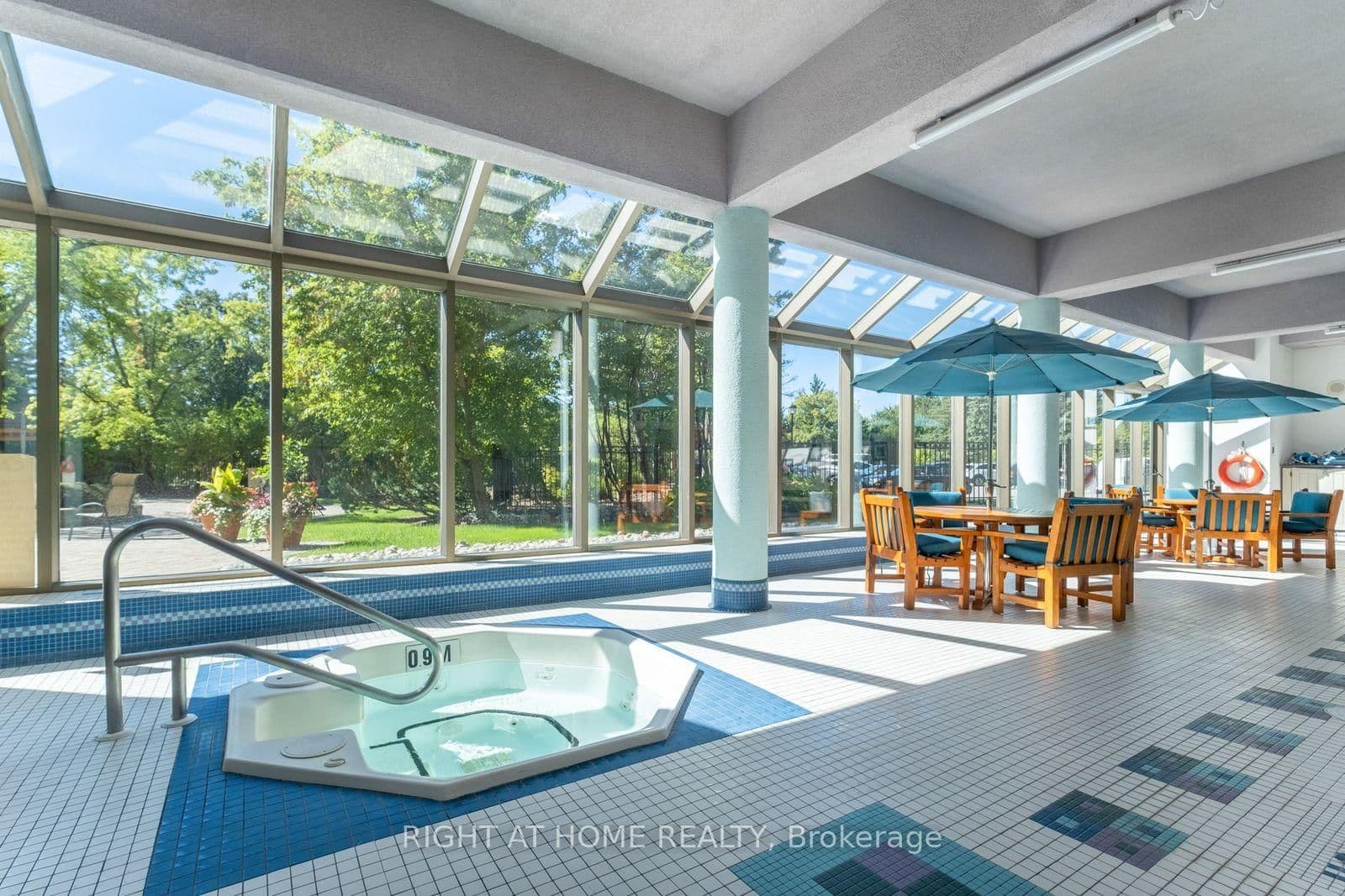 610 Bullock Drive, Unit 1116 thumbnail 35