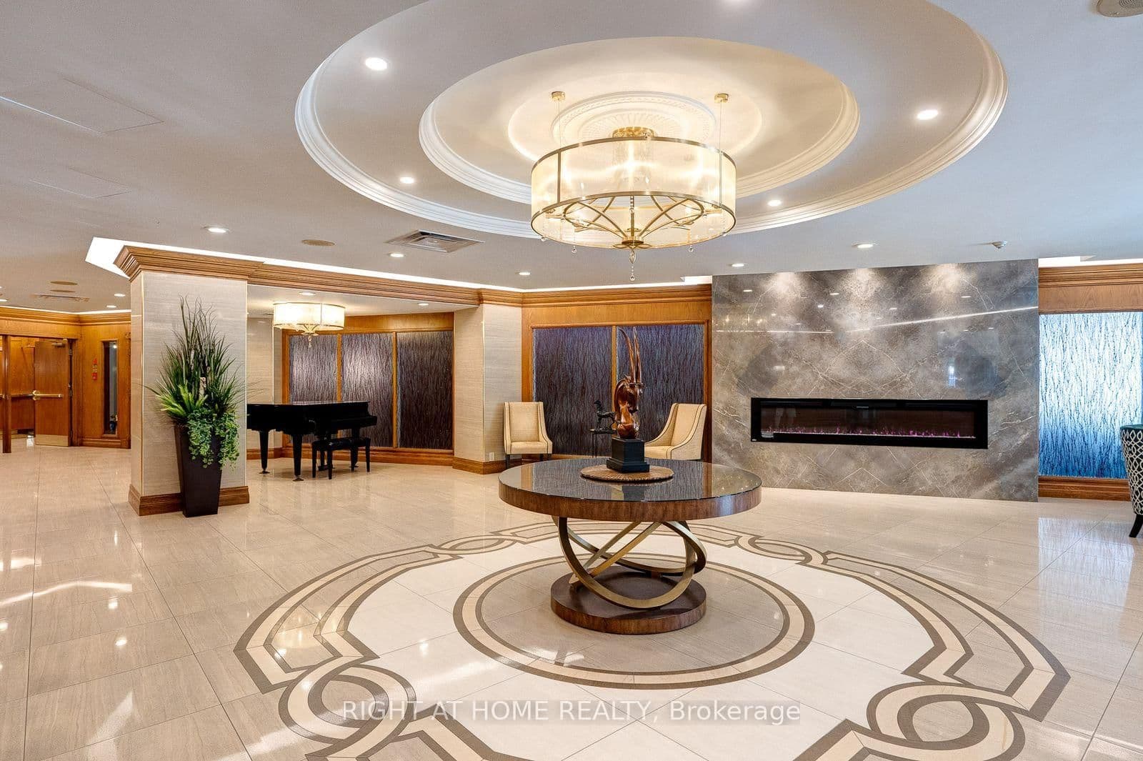 610 Bullock Drive, Unit 1116 thumbnail 4
