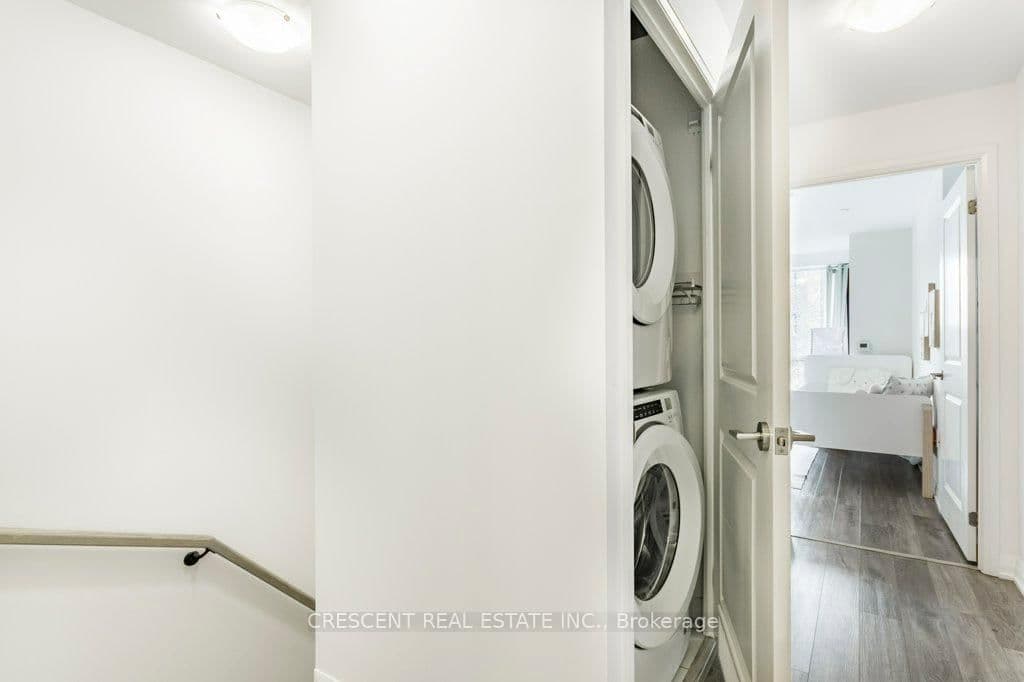 99 Eagle Rock Way, Unit TH101 thumbnail 20