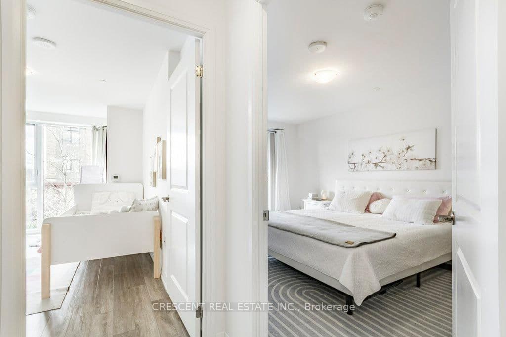 99 Eagle Rock Way, Unit TH101 thumbnail 22