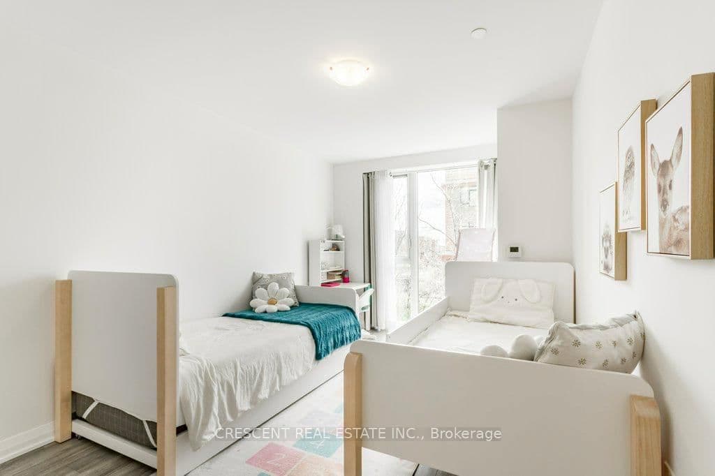 99 Eagle Rock Way, Unit TH101 thumbnail 23