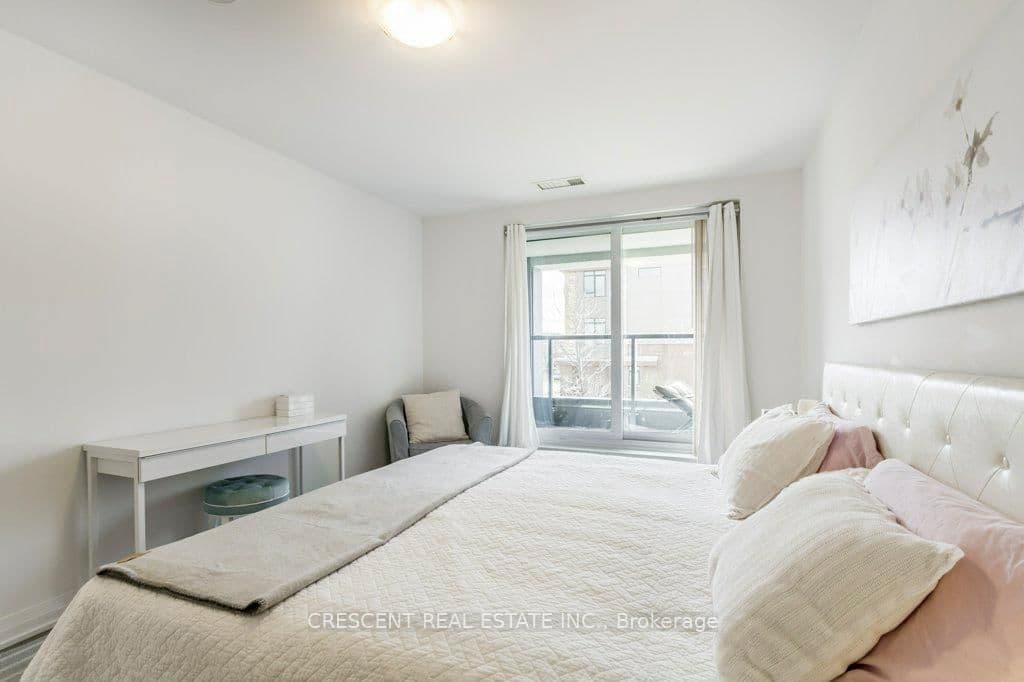 99 Eagle Rock Way, Unit TH101 thumbnail 27