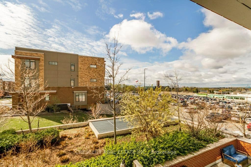 99 Eagle Rock Way, Unit TH101 thumbnail 33