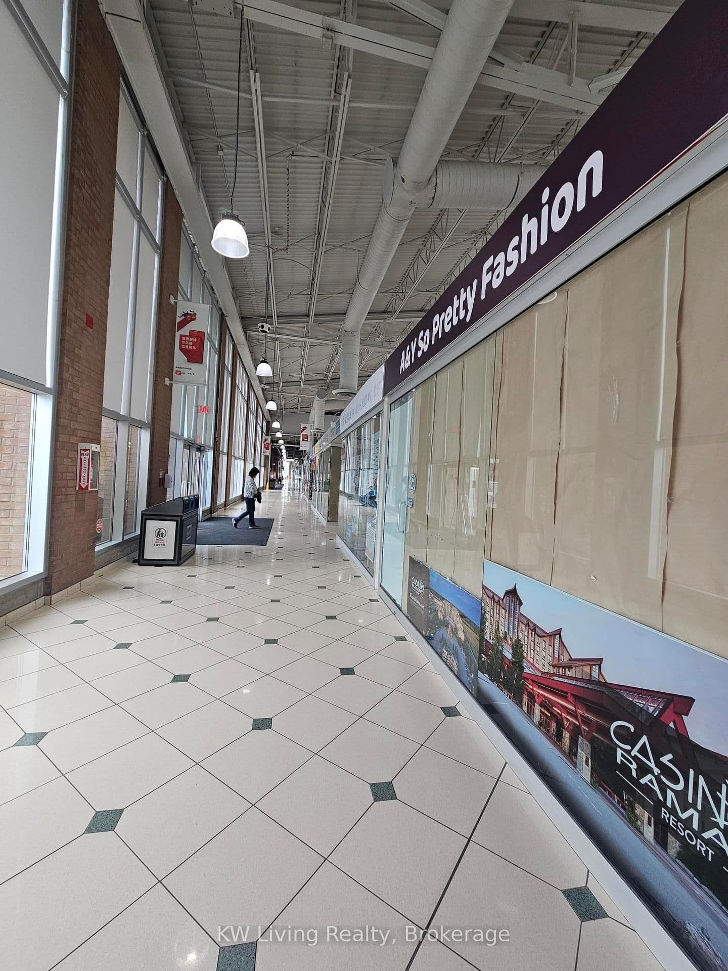 4300 Steeles Avenue E, Unit E16 thumbnail 3