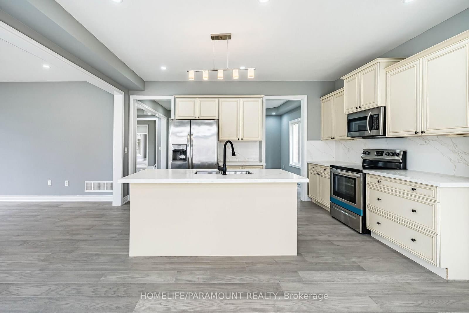 121 Highmark Drive thumbnail 38