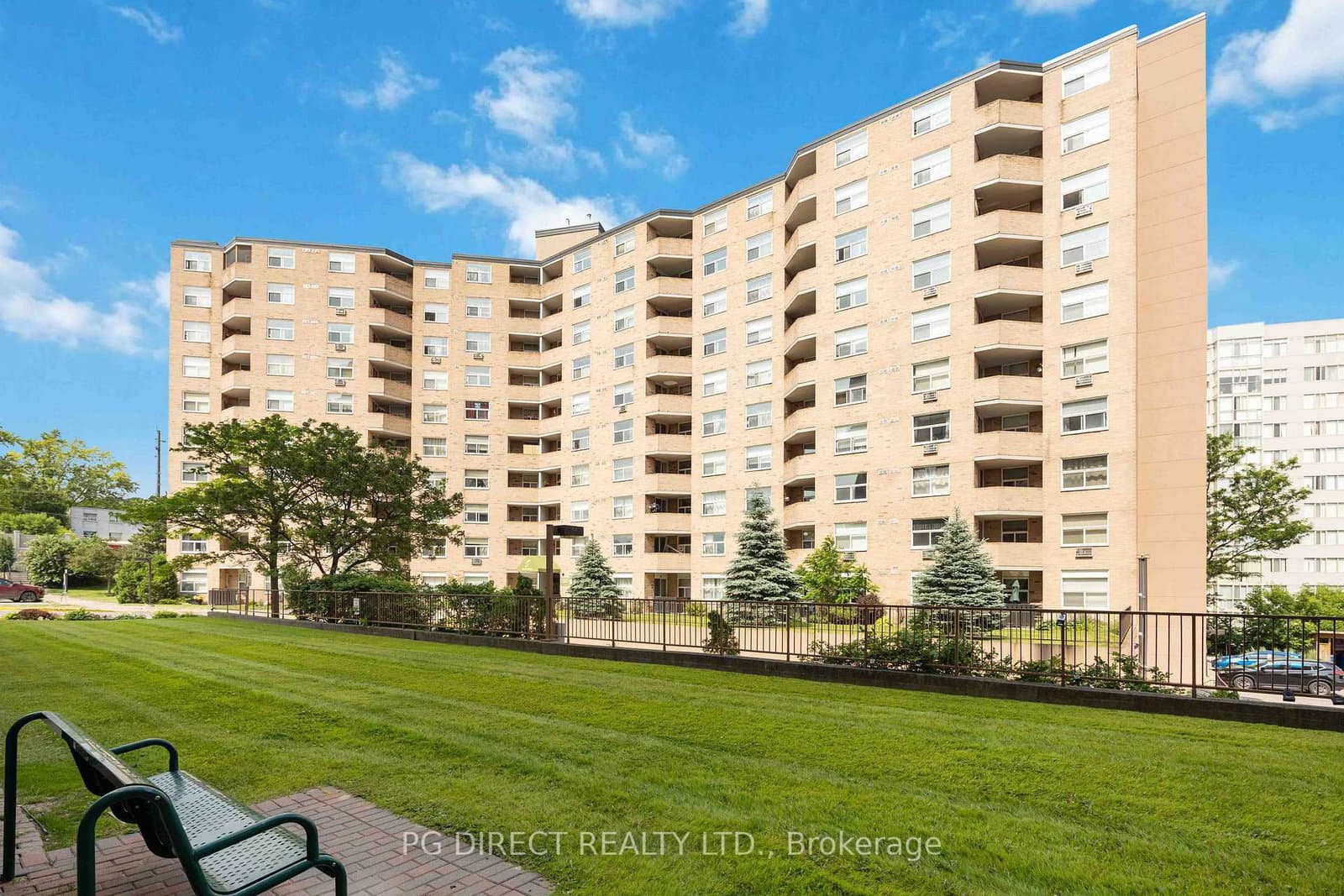 260 Davis Drive, Unit 407 thumbnail 2