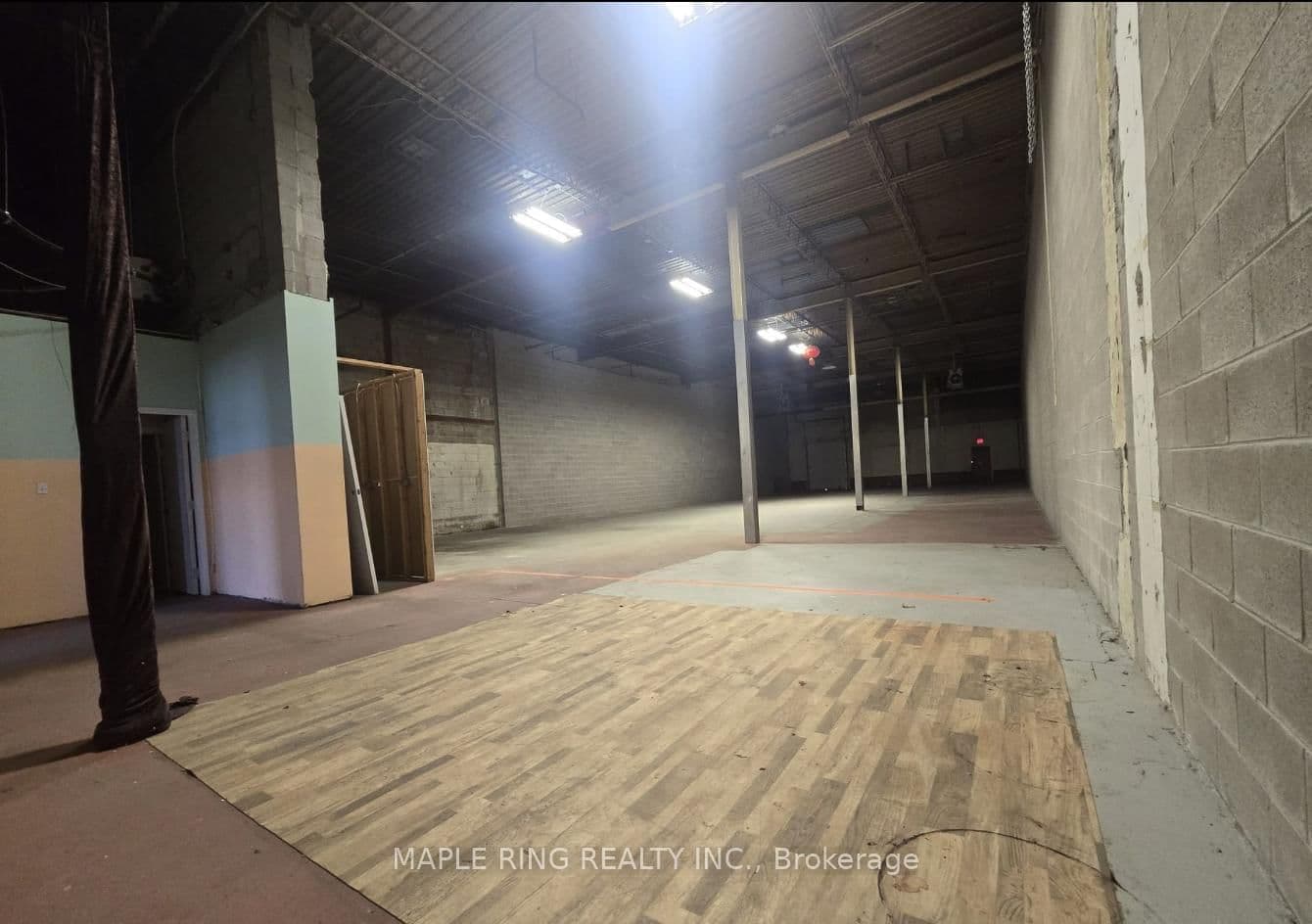 2160 Highway 7 Road, Unit 18 thumbnail 5