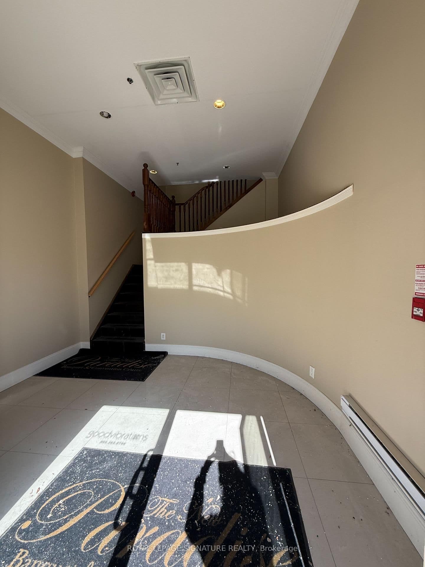 7601 Jane Street, Unit 2nd Flr - Rear Entrance thumbnail 4