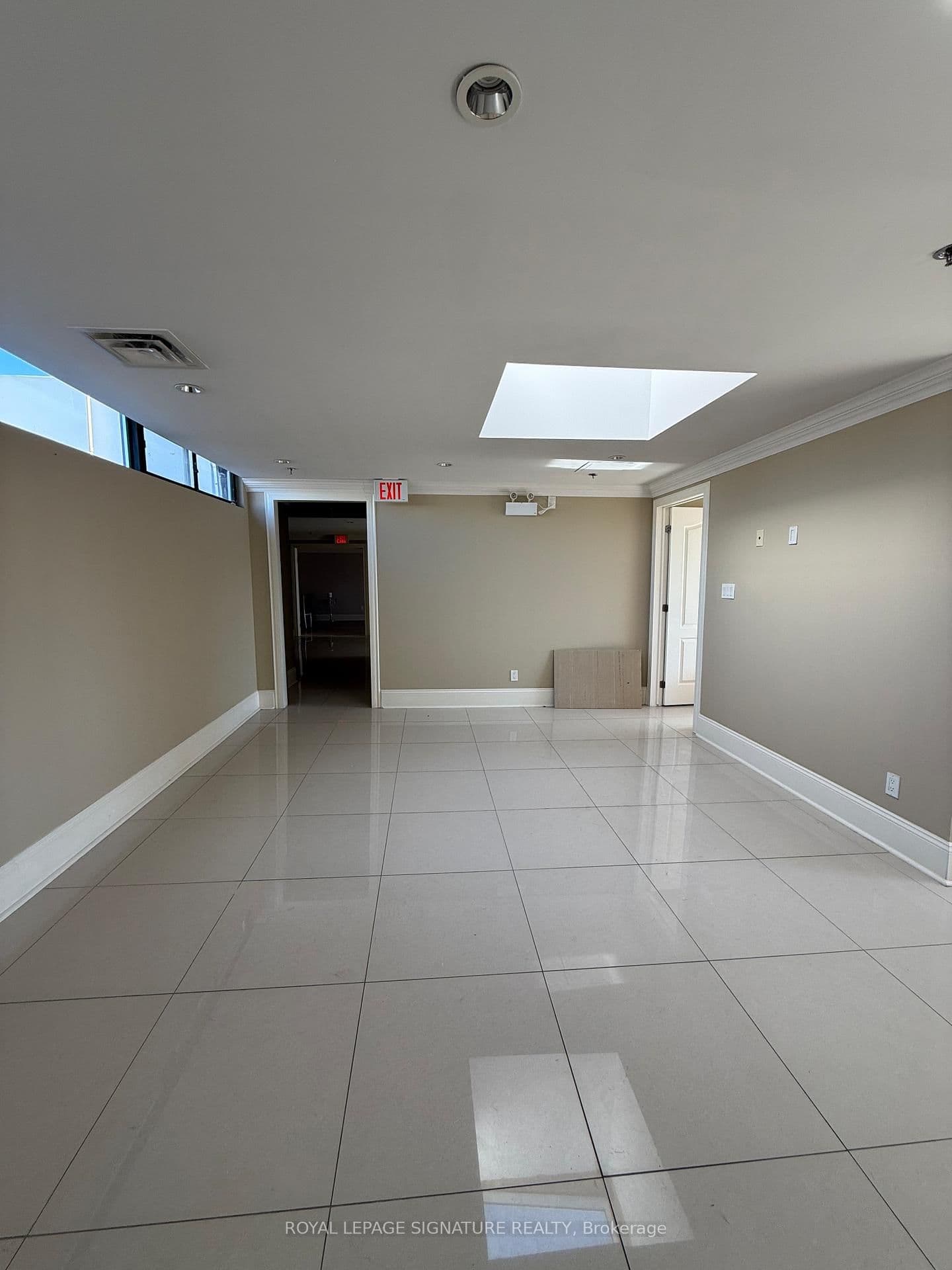 7601 Jane Street, Unit 2nd Flr - Rear Entrance thumbnail 9