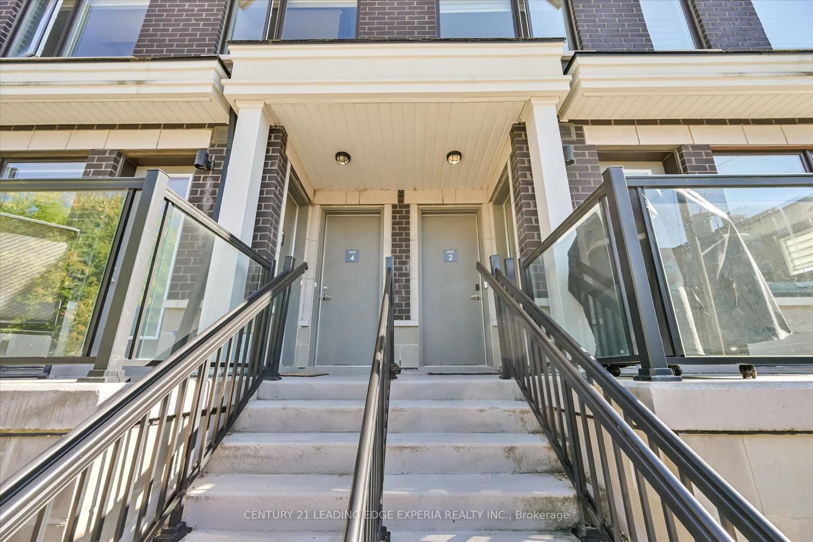 100 Alex Gardner Circle, Unit 2 thumbnail 4