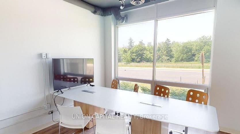 3380 Bur Oak Avenue, Unit 8 thumbnail 8