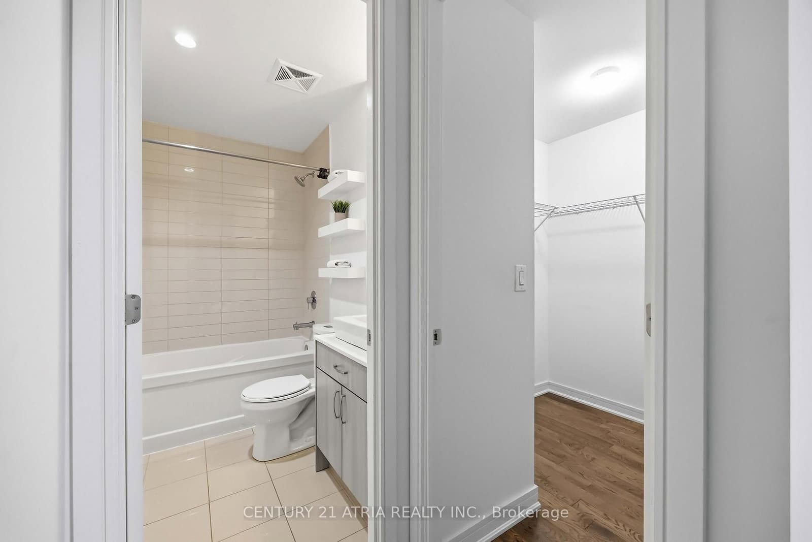 9199 Yonge Street, Unit 518 thumbnail 20