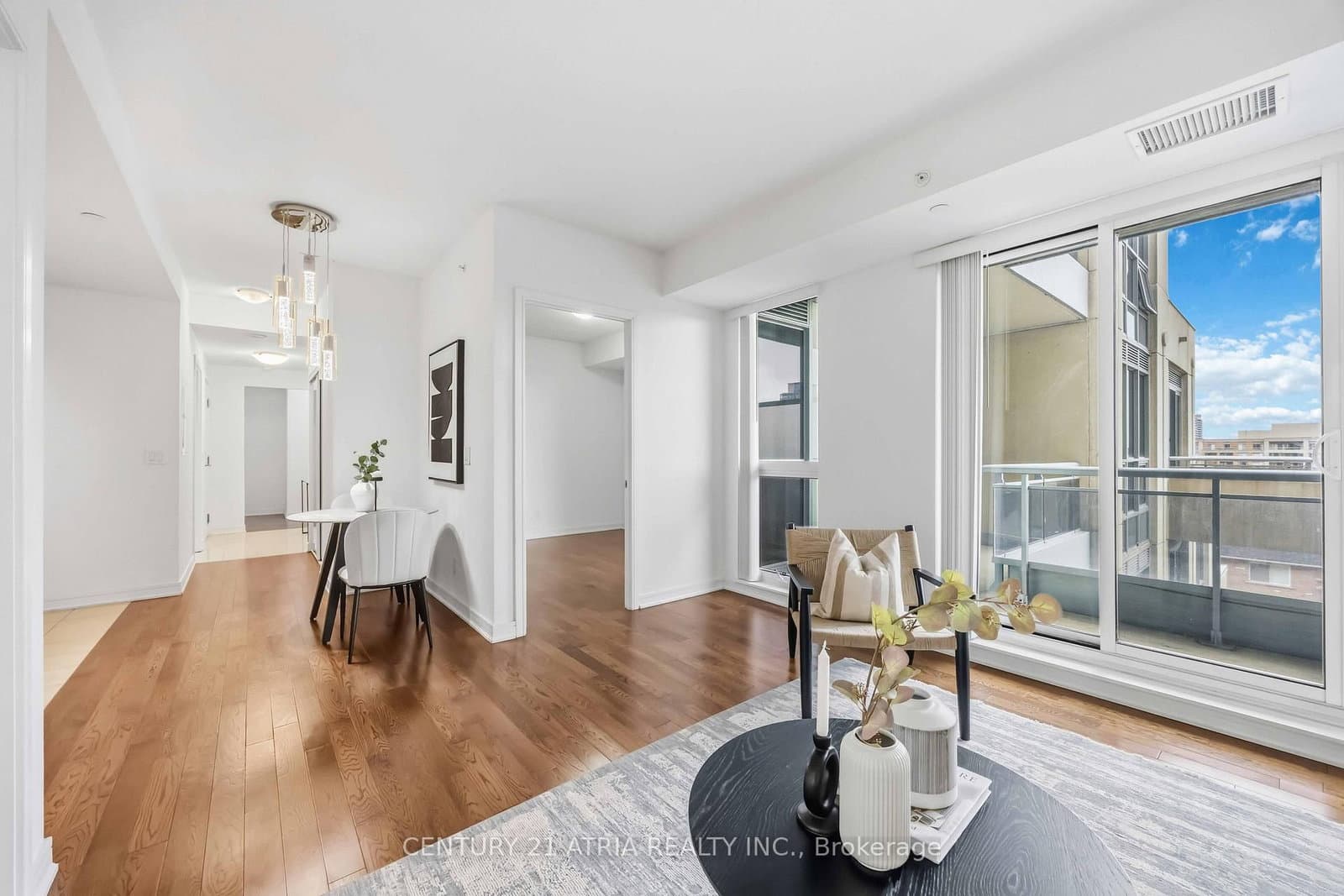 9199 Yonge Street, Unit 518 thumbnail 7