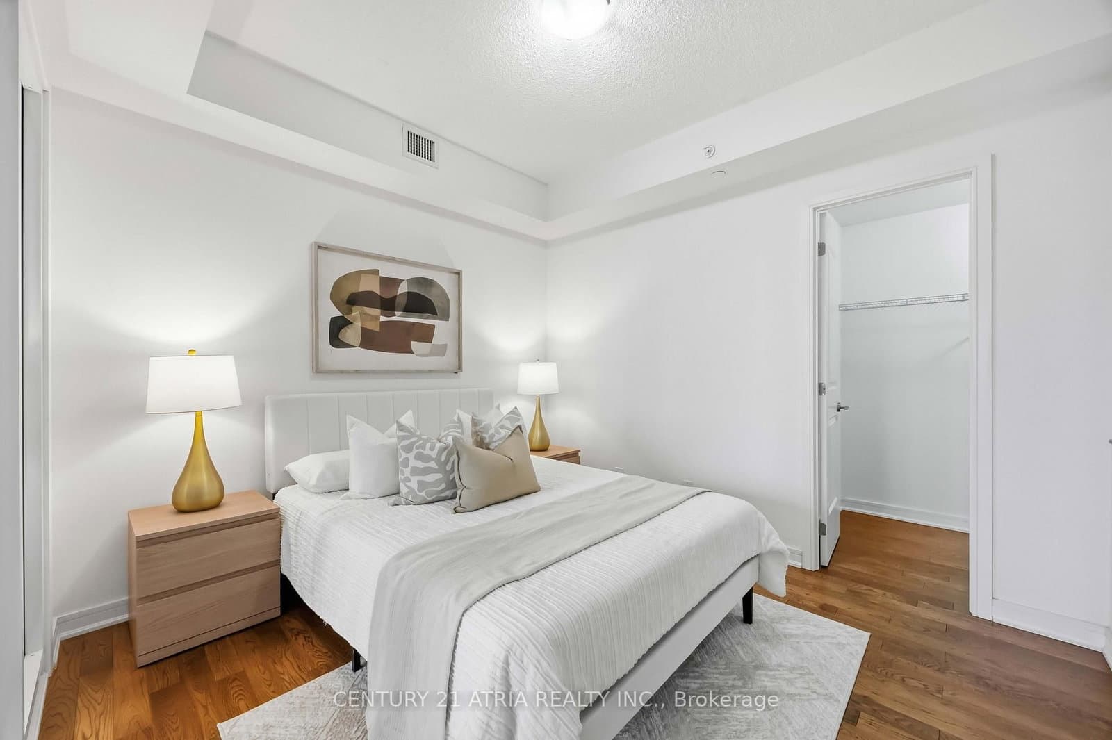 9199 Yonge Street, Unit 518 thumbnail 9