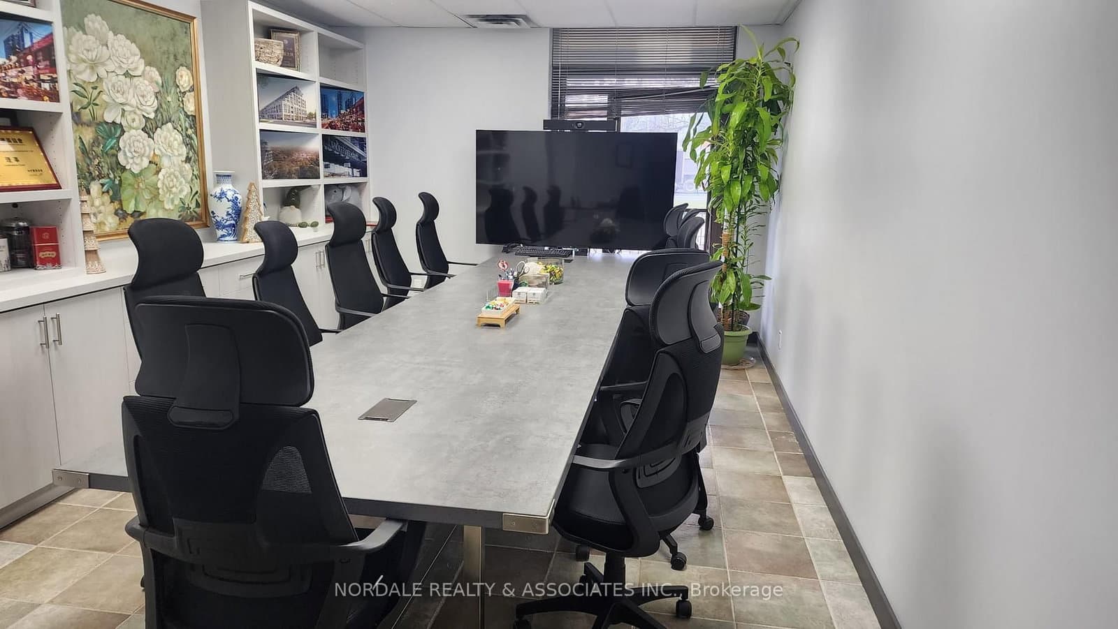 7733 Keele Street, Unit A thumbnail 4