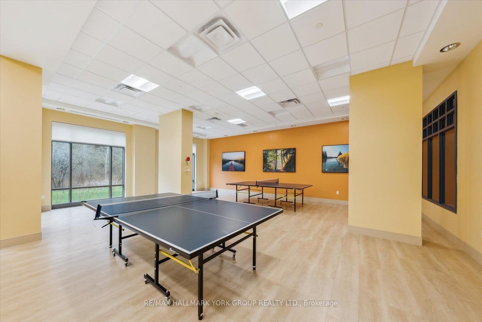 460 William Graham Drive, Unit 402 thumbnail 44
