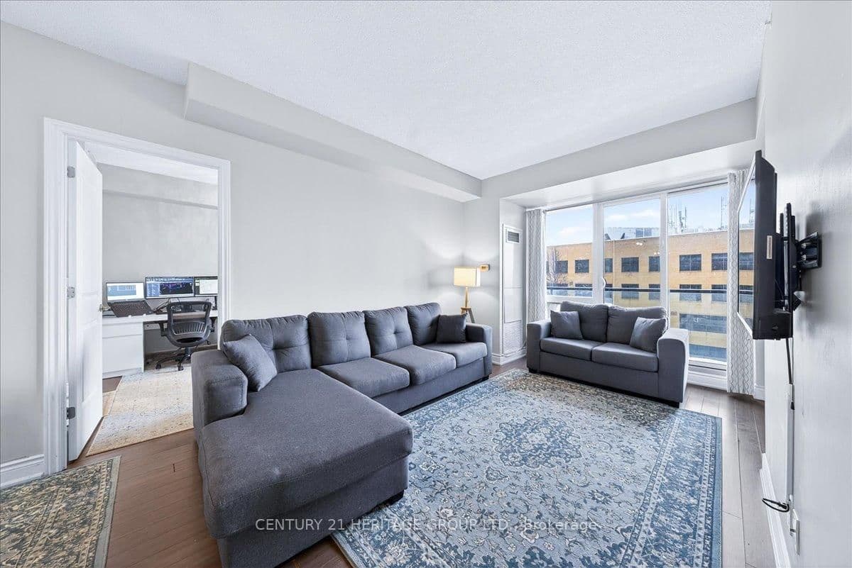 9088 Yonge Street, Unit 510A thumbnail 10