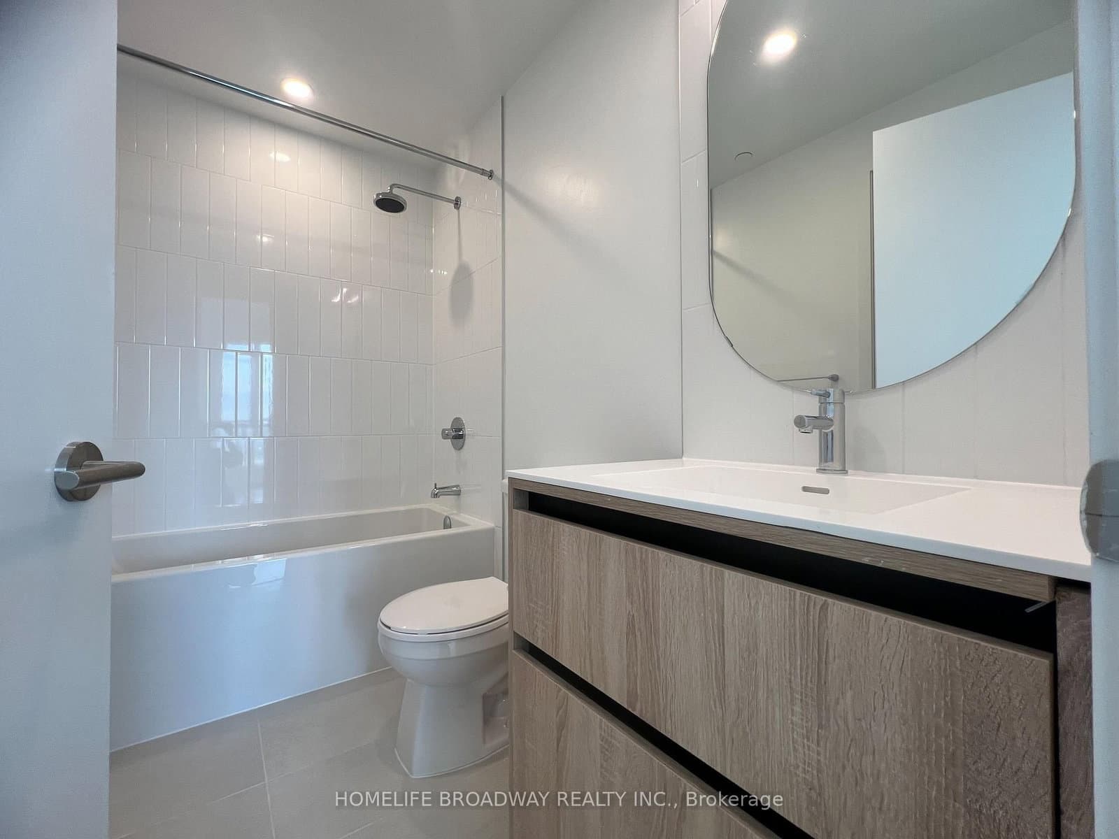 7950 Bathurst Street, Unit 1702 thumbnail 10
