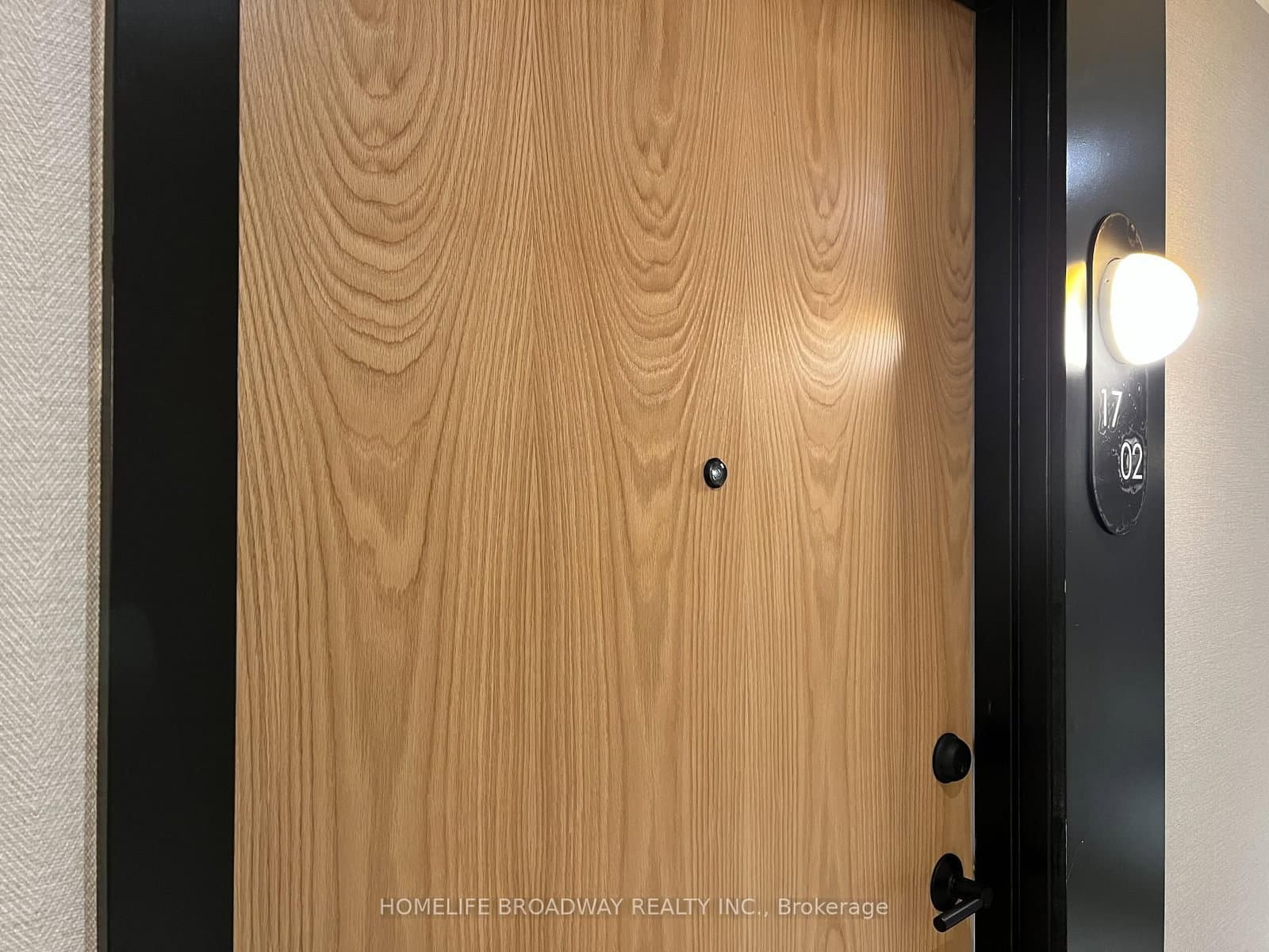 7950 Bathurst Street, Unit 1702 thumbnail 2