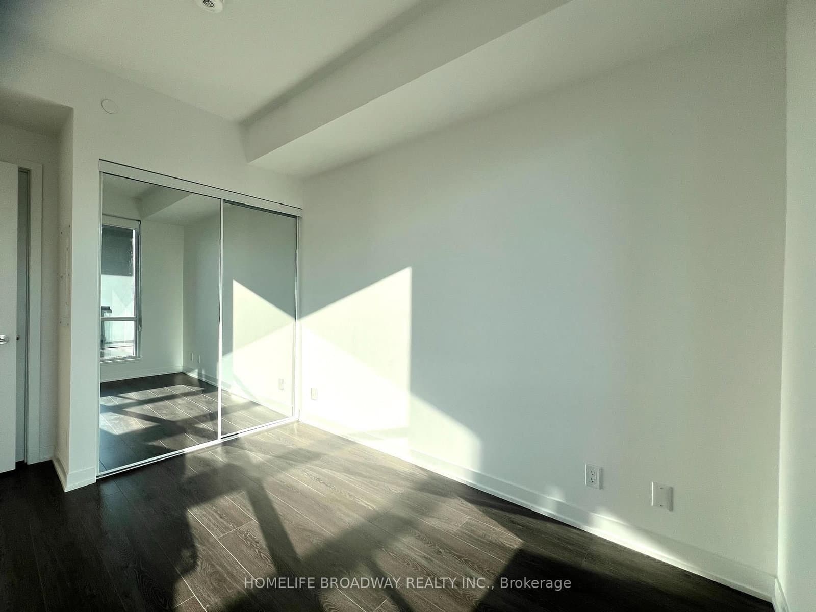 7950 Bathurst Street, Unit 1702 thumbnail 9