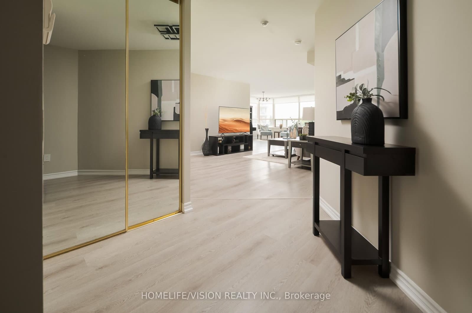 7 Townsgate Drive, Unit 413 thumbnail 4