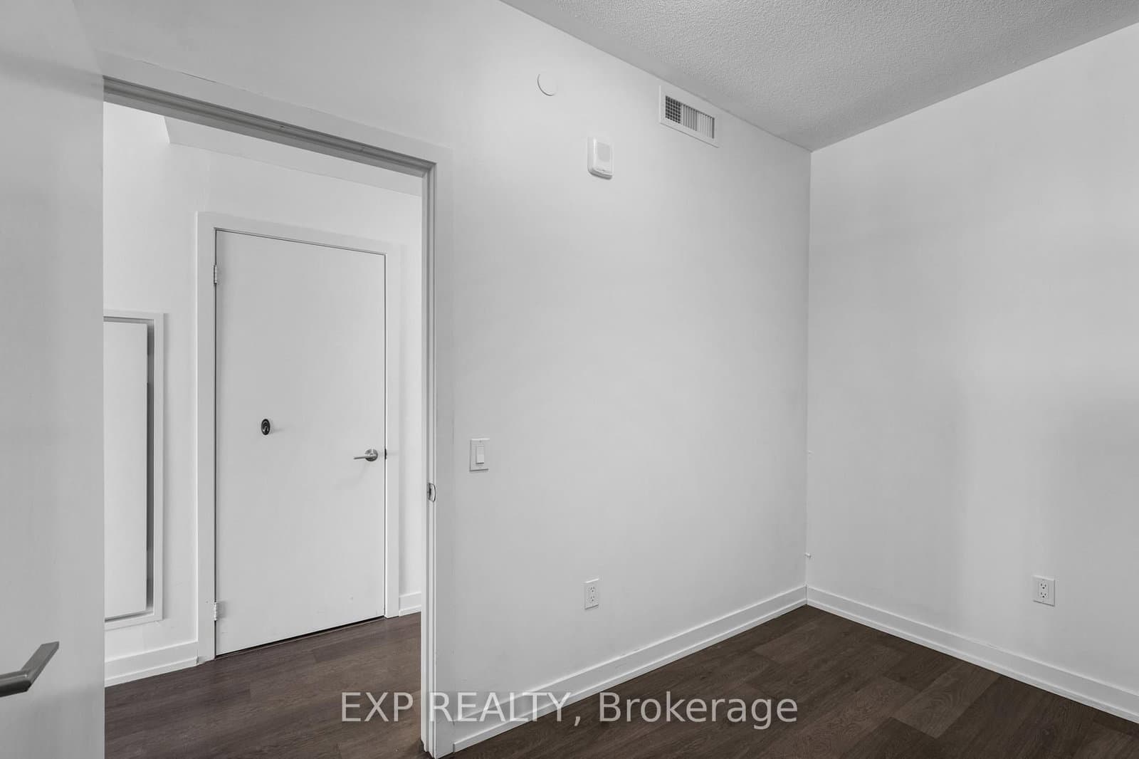 555 William Graham Drive, Unit 115 thumbnail 21
