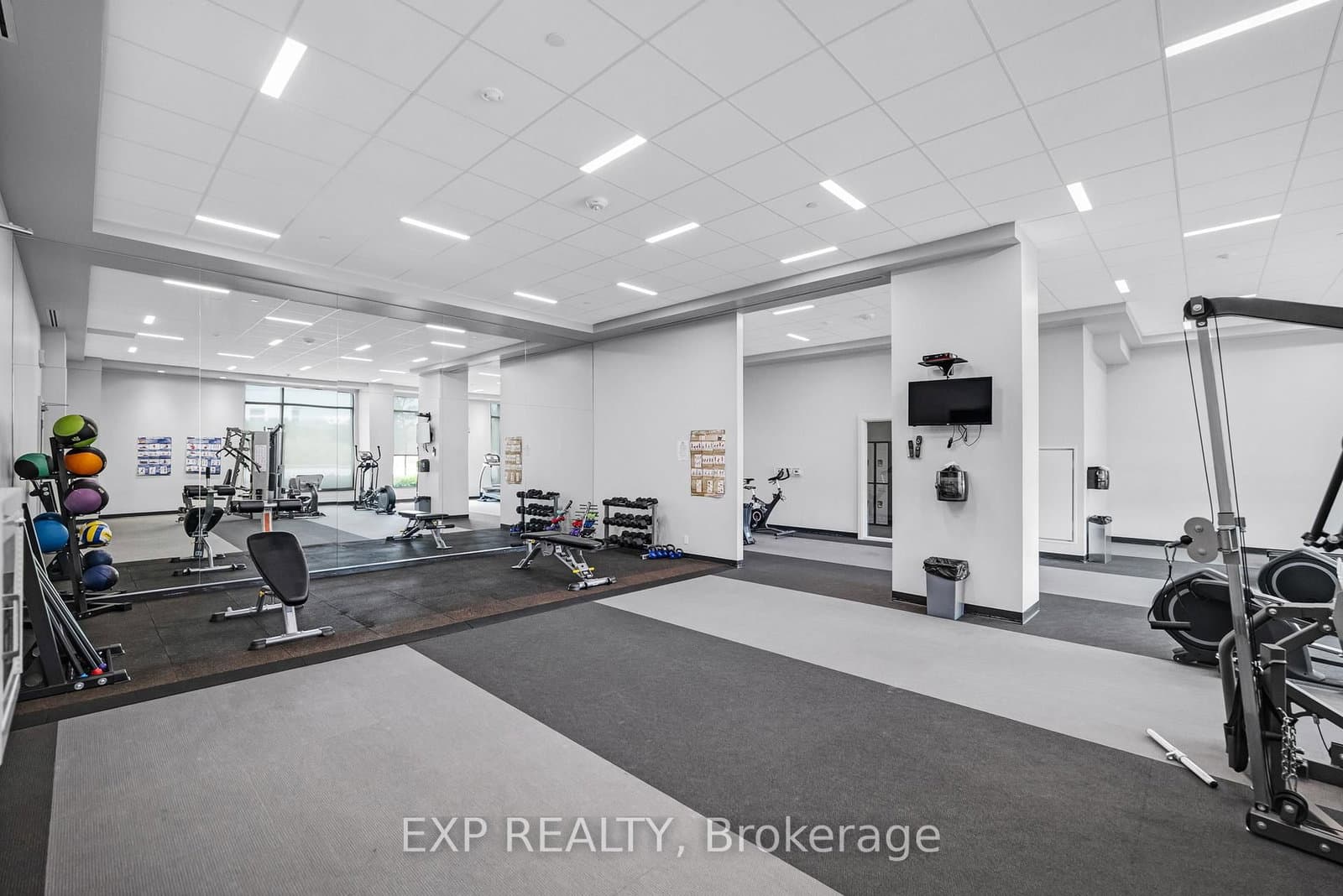 555 William Graham Drive, Unit 115 thumbnail 27