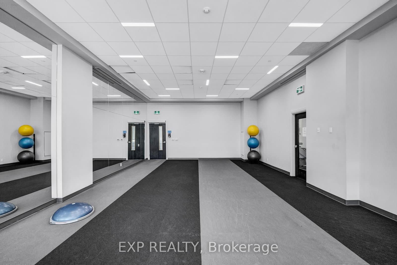 555 William Graham Drive, Unit 115 thumbnail 29