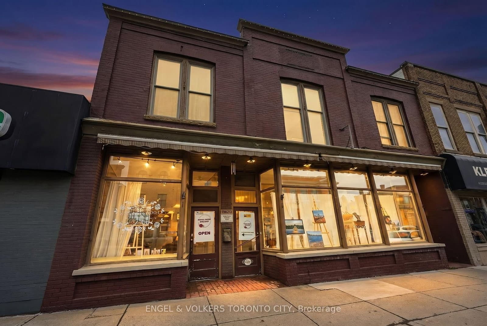 15210 Yonge Street thumbnail 2