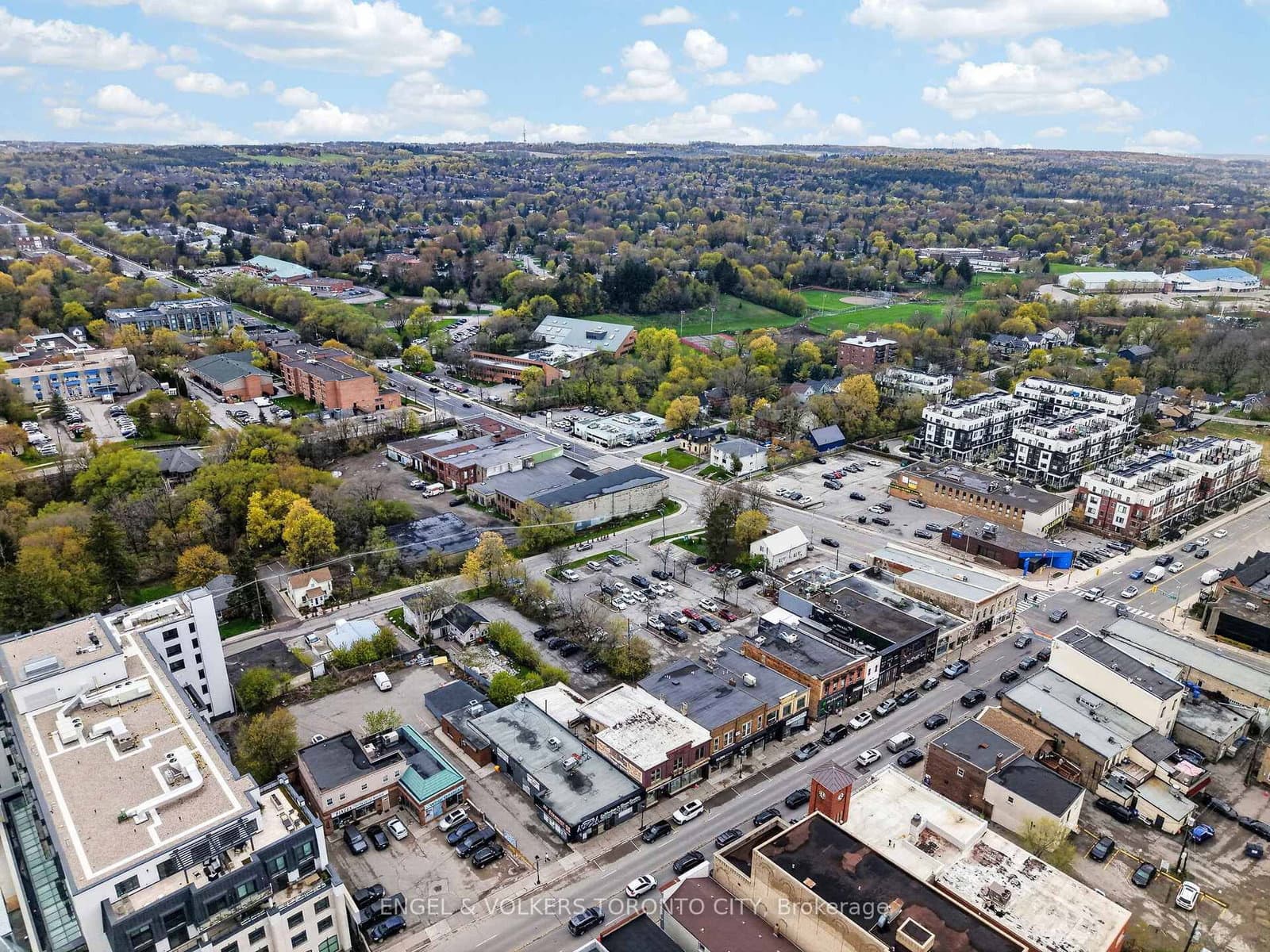 15210 Yonge Street thumbnail 27