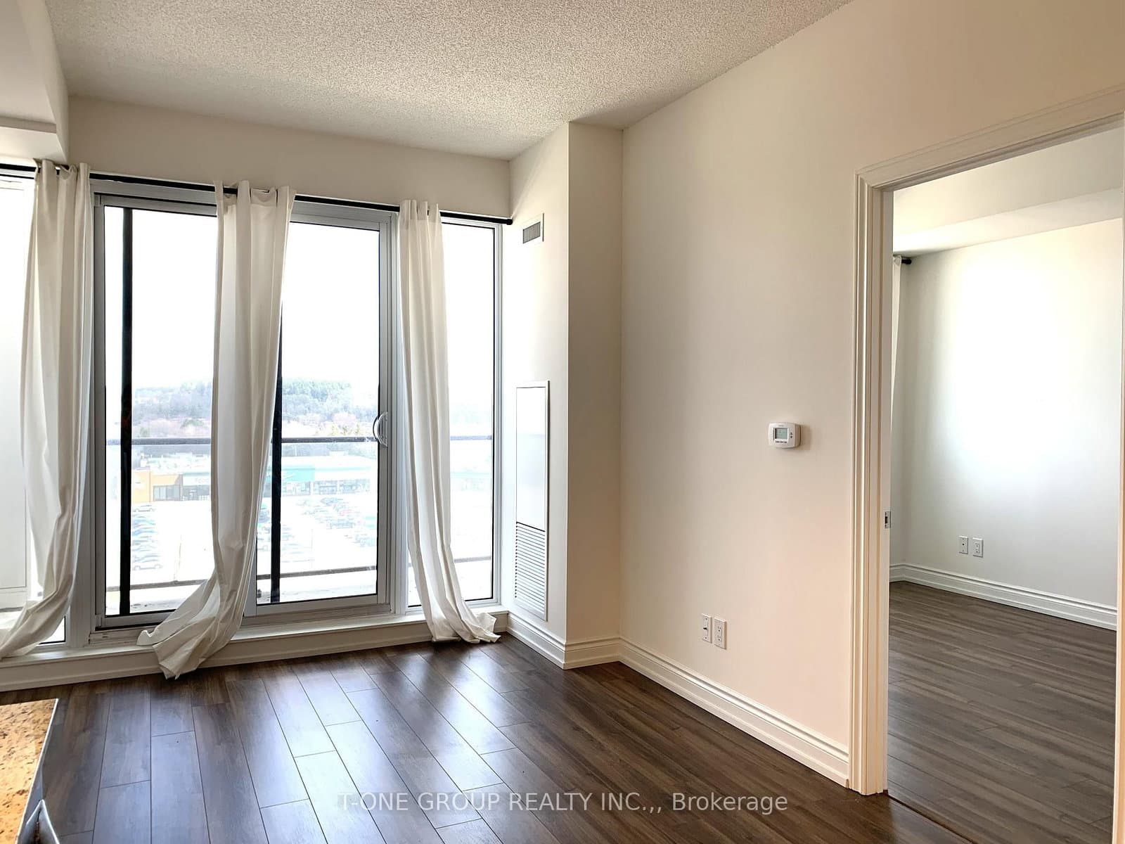 9600 Yonge Street, Unit 912 thumbnail 10