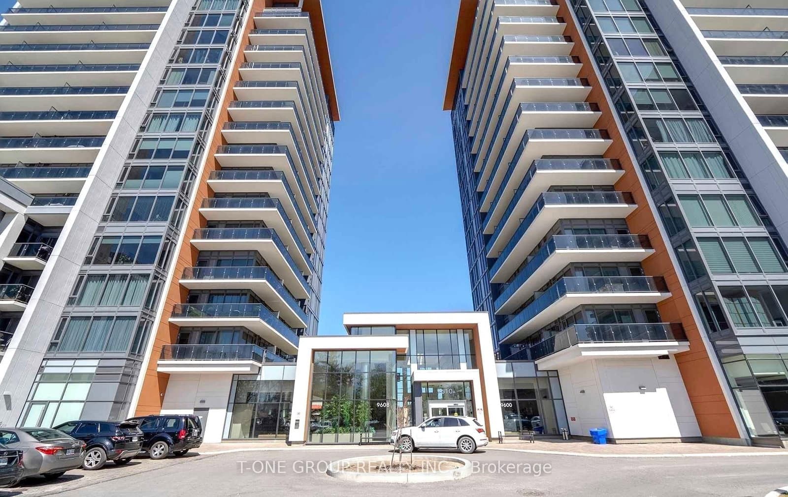 9600 Yonge Street, Unit 912 thumbnail 2