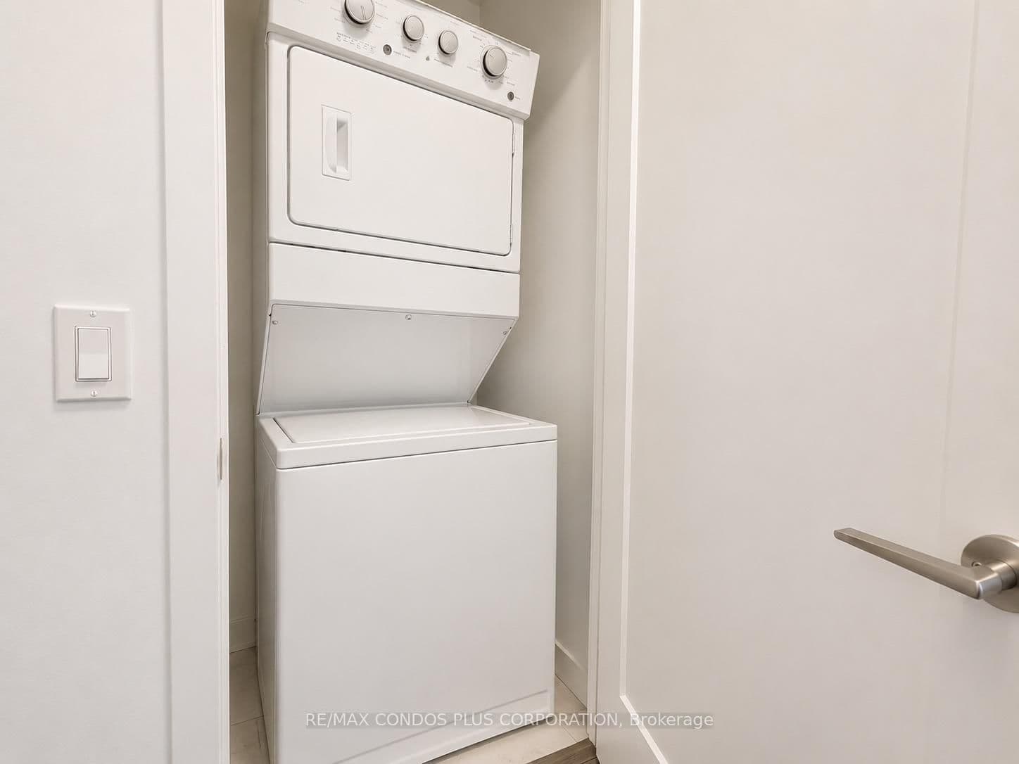 105 Oneida Crescent, Unit 503 thumbnail 17