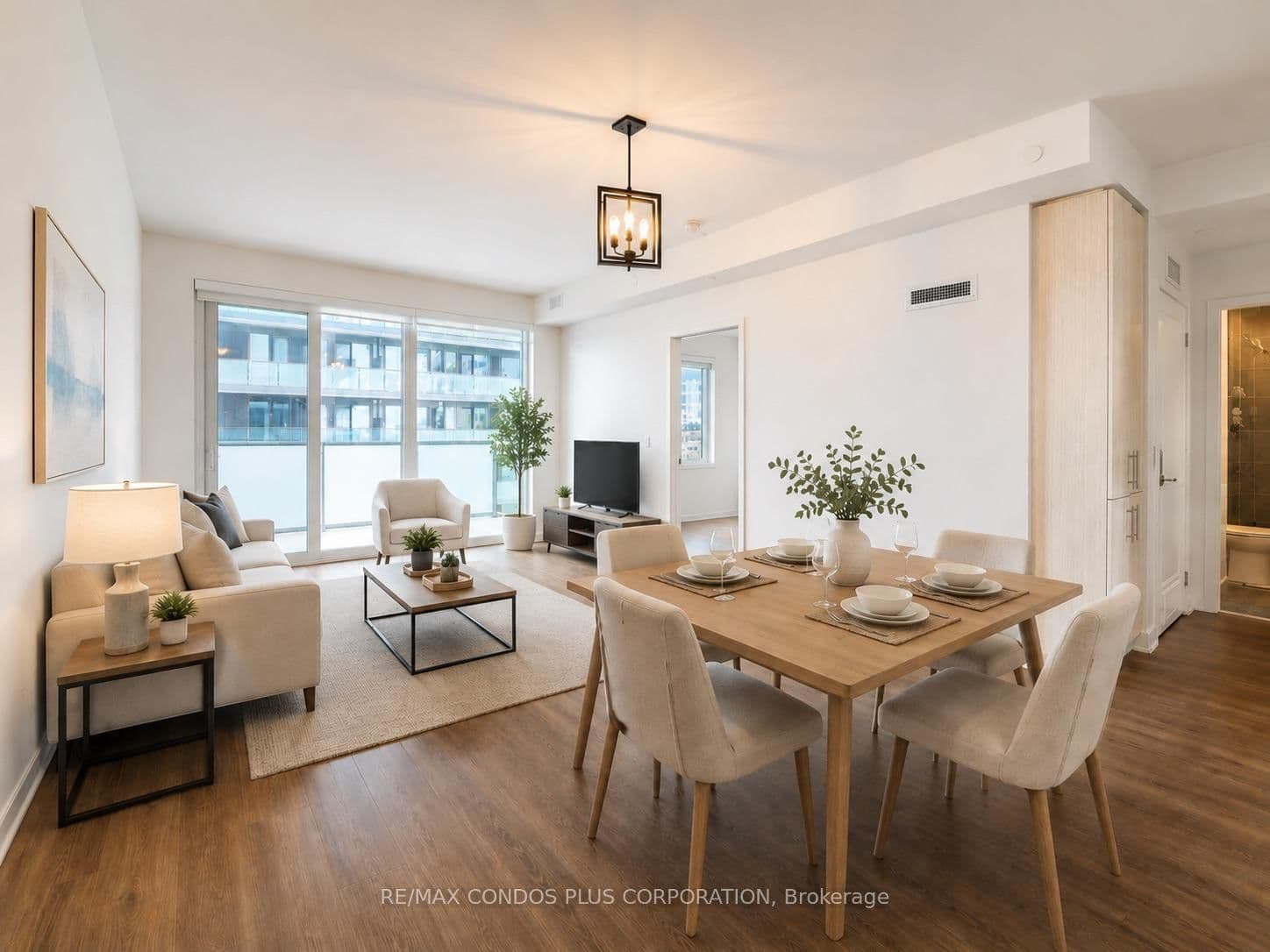 105 Oneida Crescent, Unit 503 thumbnail 2