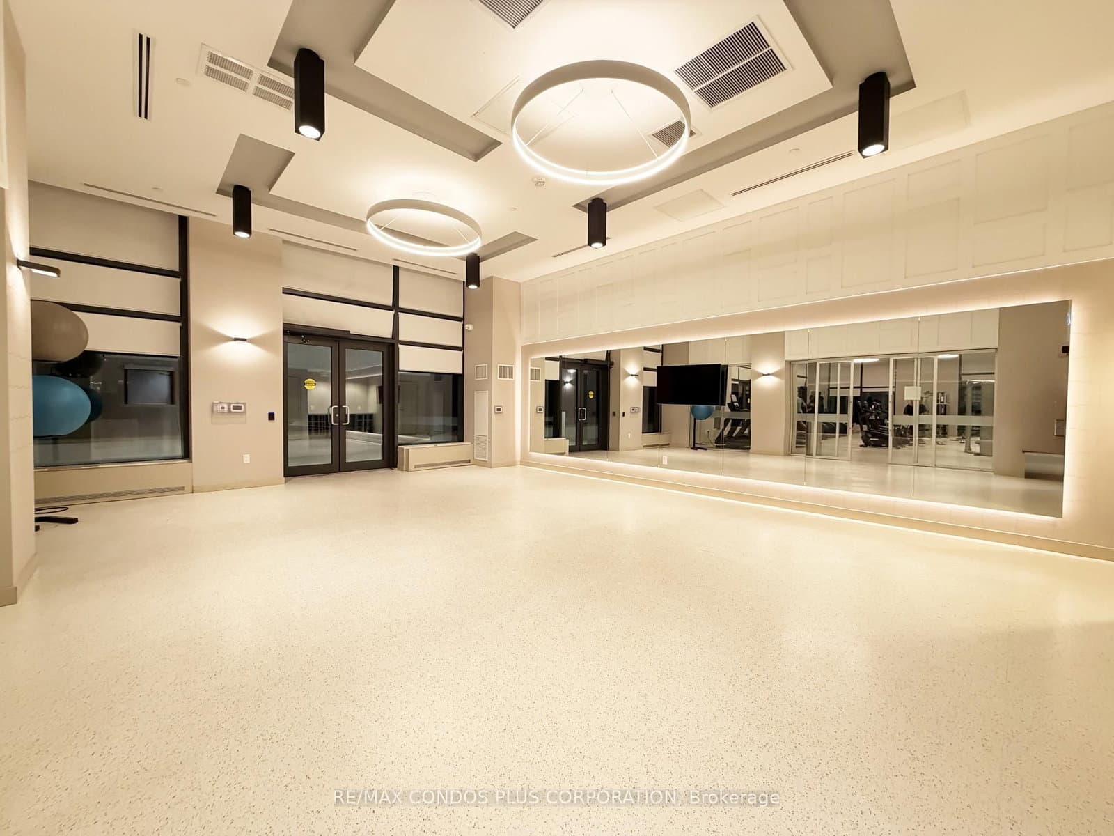 105 Oneida Crescent, Unit 503 thumbnail 26