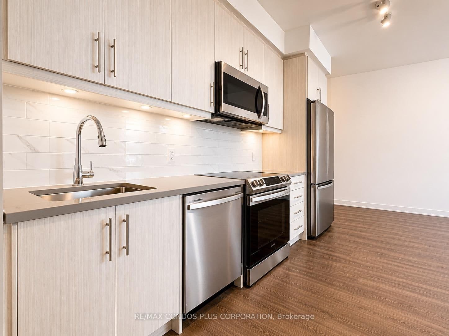 105 Oneida Crescent, Unit 503 thumbnail 8