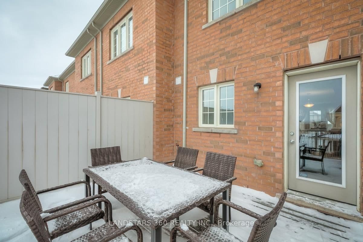 9922 McCowan Road thumbnail 13