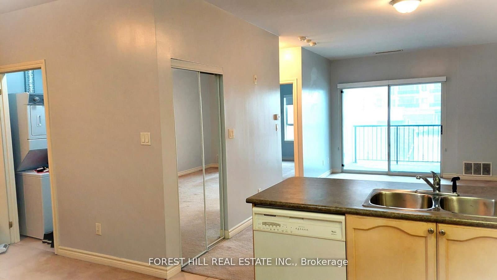 33 WALLACE Street, Unit 210 thumbnail 12