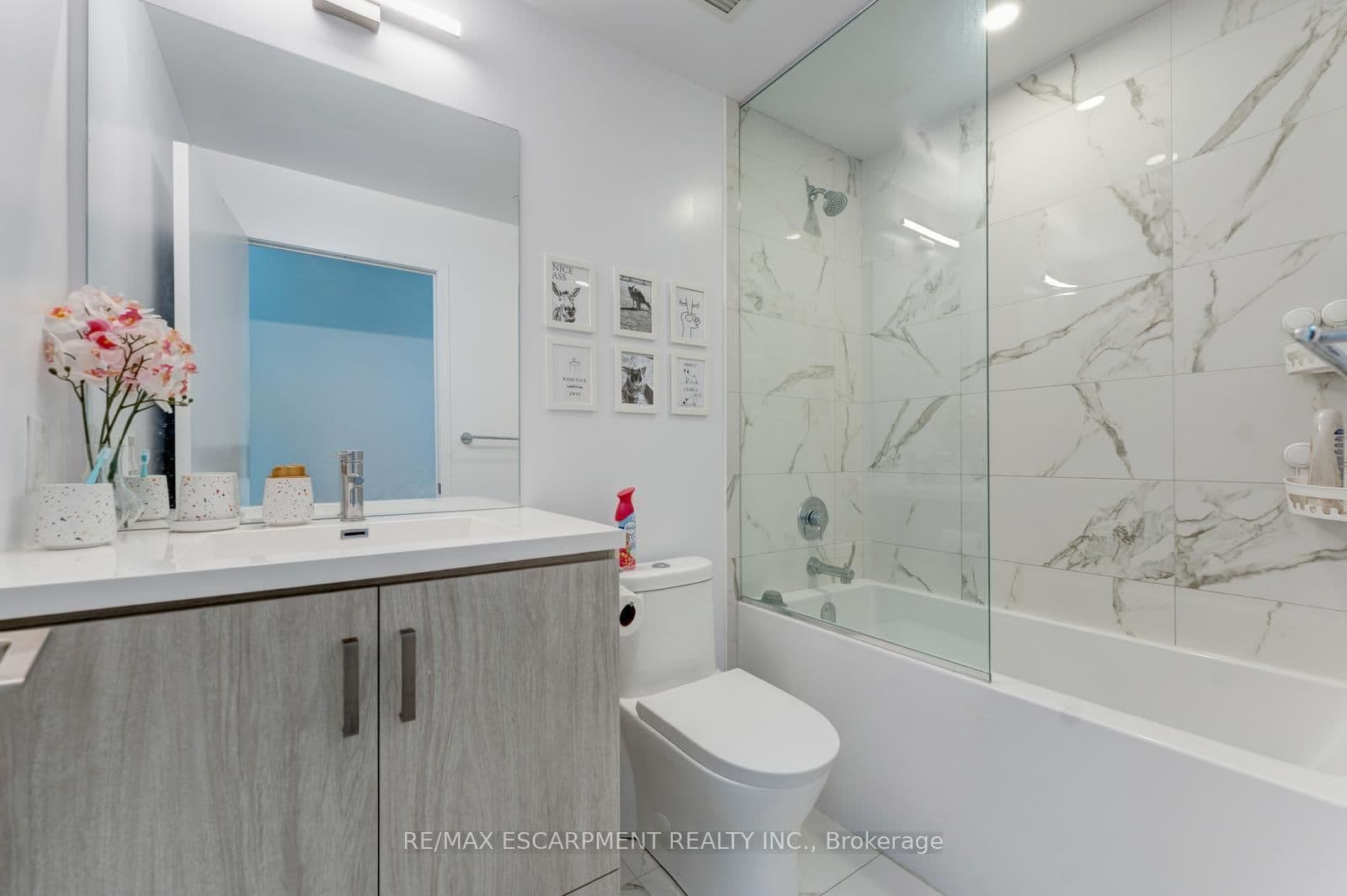 10 Honeycrisp Crescent, Unit 1120 thumbnail 17