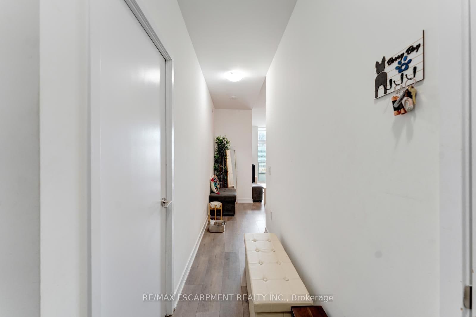 10 Honeycrisp Crescent, Unit 1120 thumbnail 3