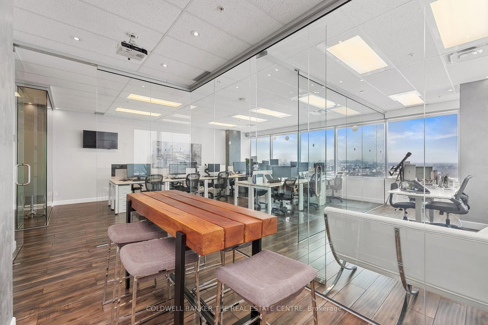 7191 Yonge Street, Unit 812 thumbnail 16