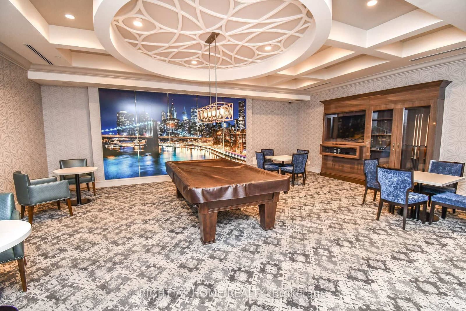 9085 Jane Street, Unit 811 thumbnail 13