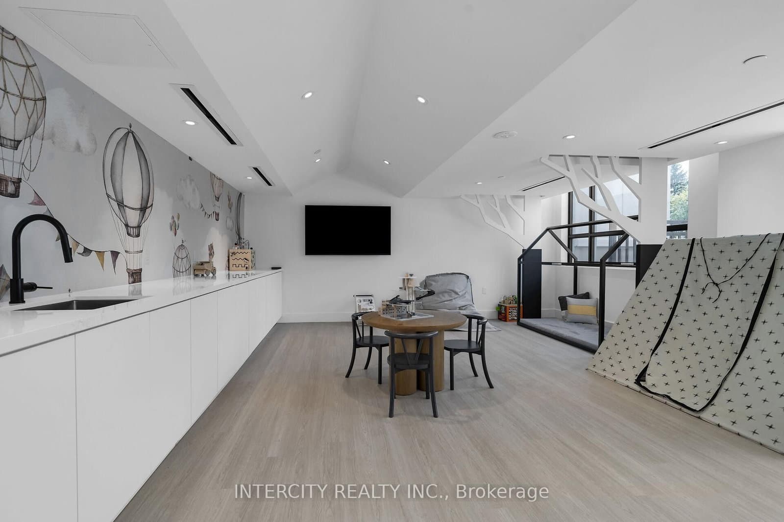 2075 King Road, Unit 431 thumbnail 37