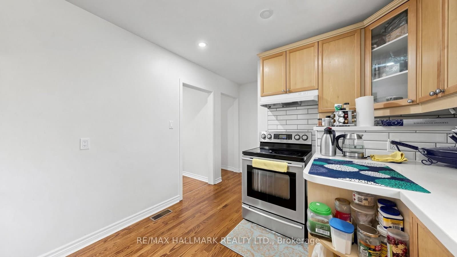 46 Collins Crescent thumbnail 13